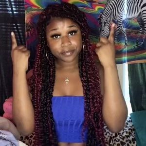 Meet your Posher, Marjae